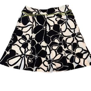 Ann Taylor Petites Skirt 4P Black White Bold Floral Paneled A-Line Pockets Lined